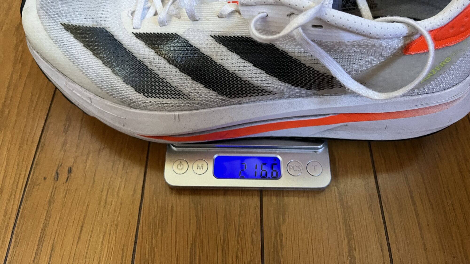 Adidas 　アディゼロ　SL2　重量