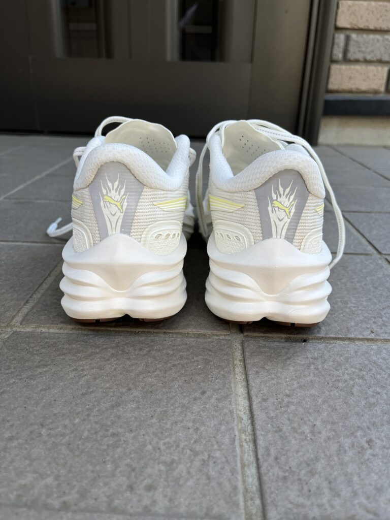 PUMA ヴェロシティニトロ4かかと