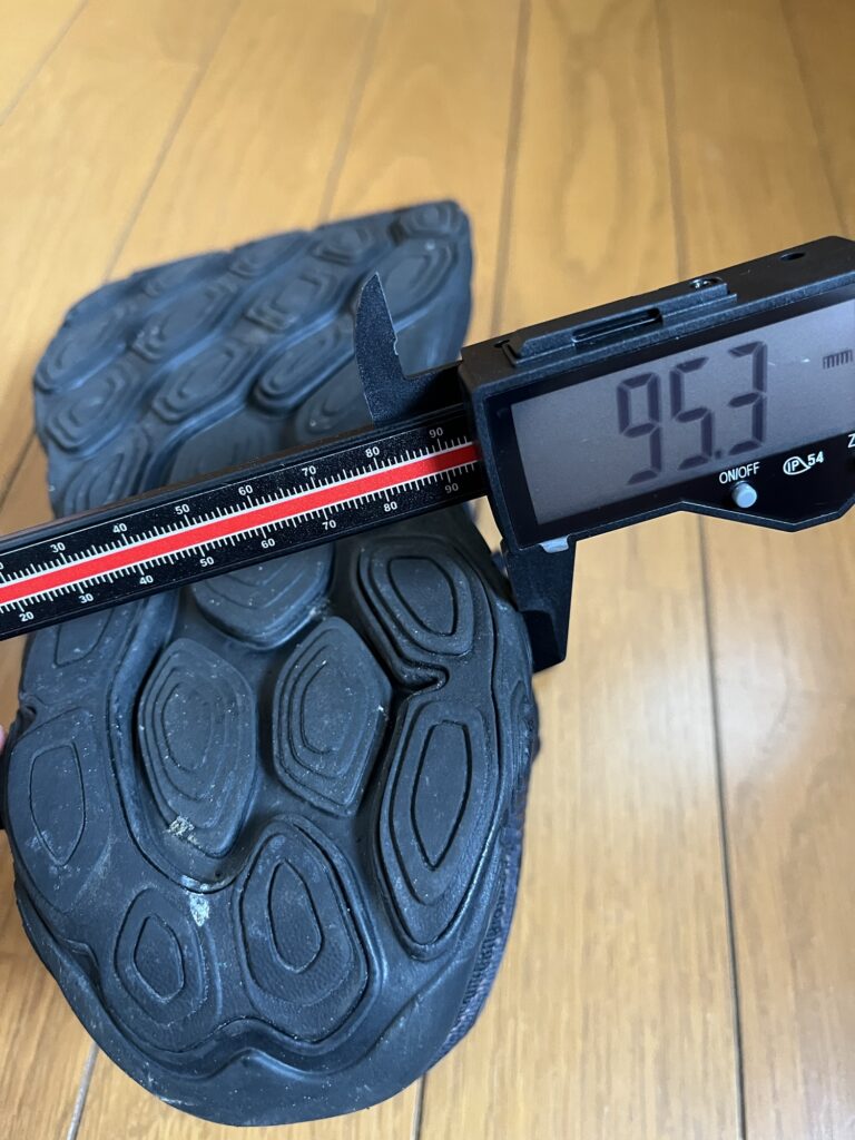 New Balance Fresh Foam v14 880 GORE-TEX かかと部幅