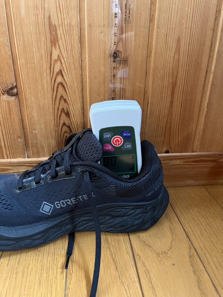 New Balance Fresh Foam v14 880 GORE-TEX クッション性