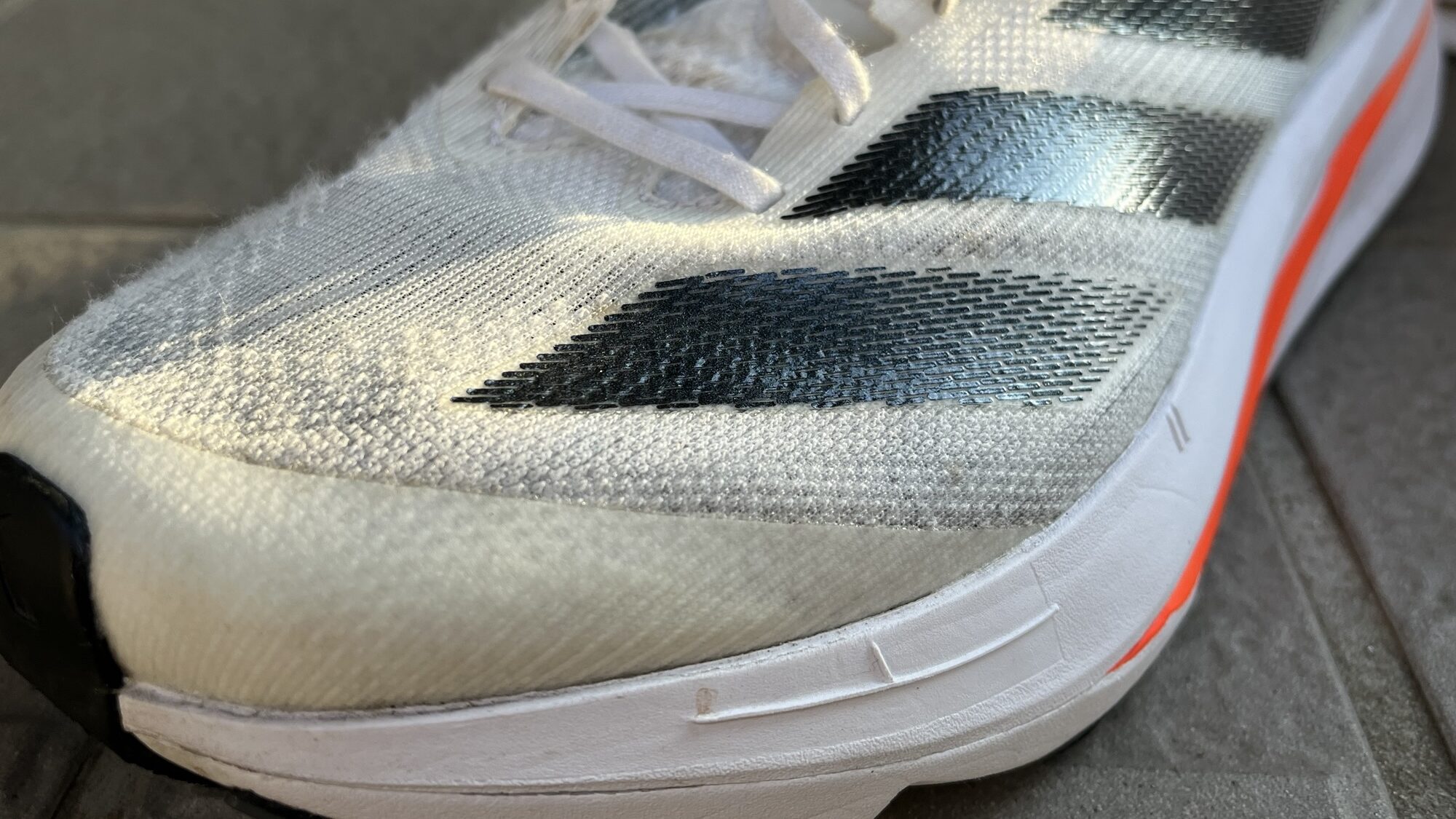Adidas 　アディゼロ　SL2　アッパー