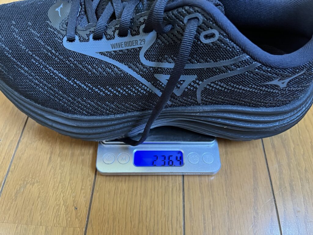 Mizuno ウェーブライダー29 重量