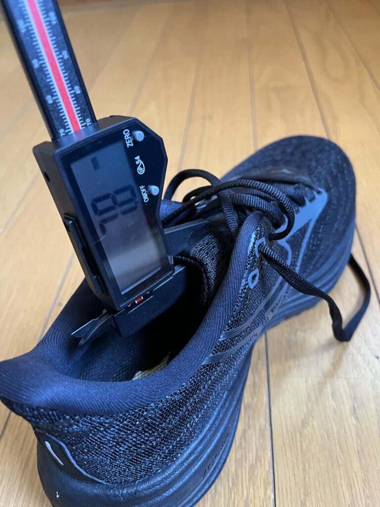 Mizuno ウェーブライダー29 履き口シュータン厚み
