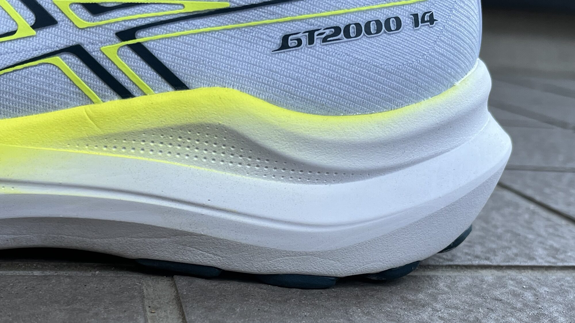 アシックス　GT-2000 14レビュー　クッション性の画像
