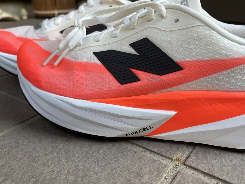 New Balance FuelCell Rebel v5レビュー外観7