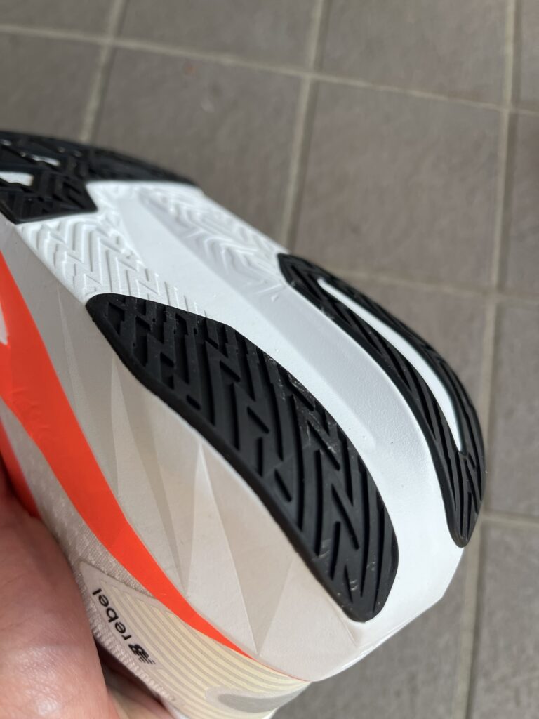 New Balance FuelCell Rebel v5レビューアウトソール写真3