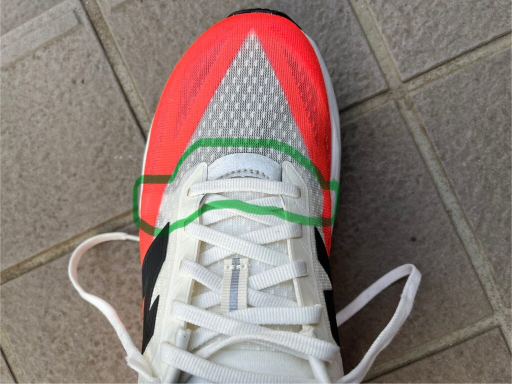 補強テープを上から見たところ