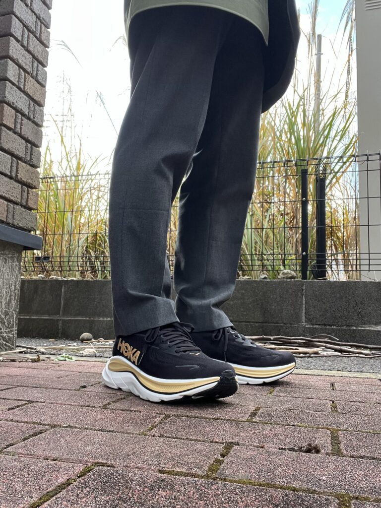 HOKAクリフトン10普段着3