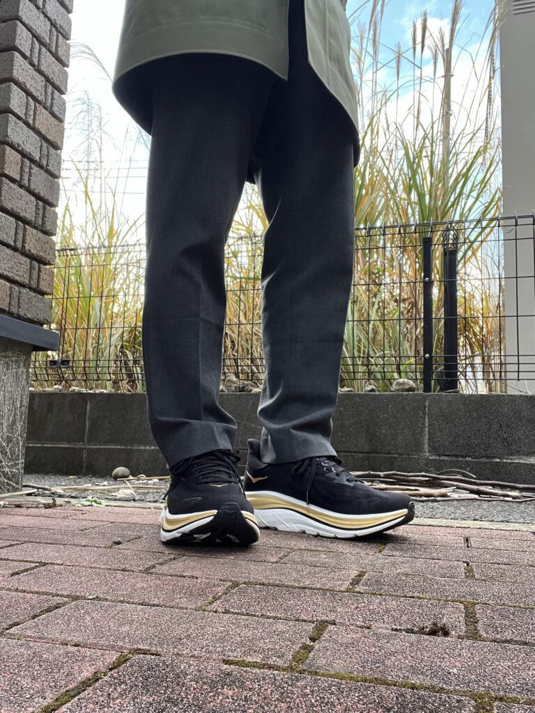 HOKAクリフトン10普段着1