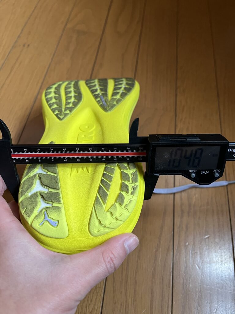 PUMA マグマックスニトロ2かかと部幅