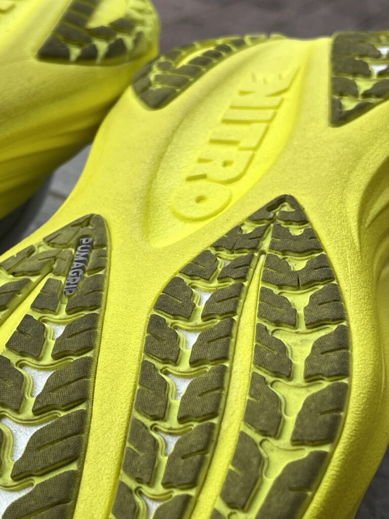 プーマグリップ前足部