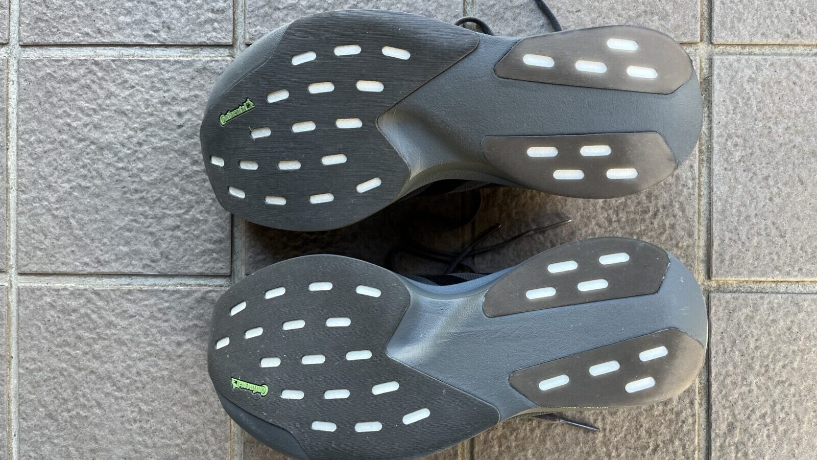 アディダス　アディゼロ EVO SL　アウトソール