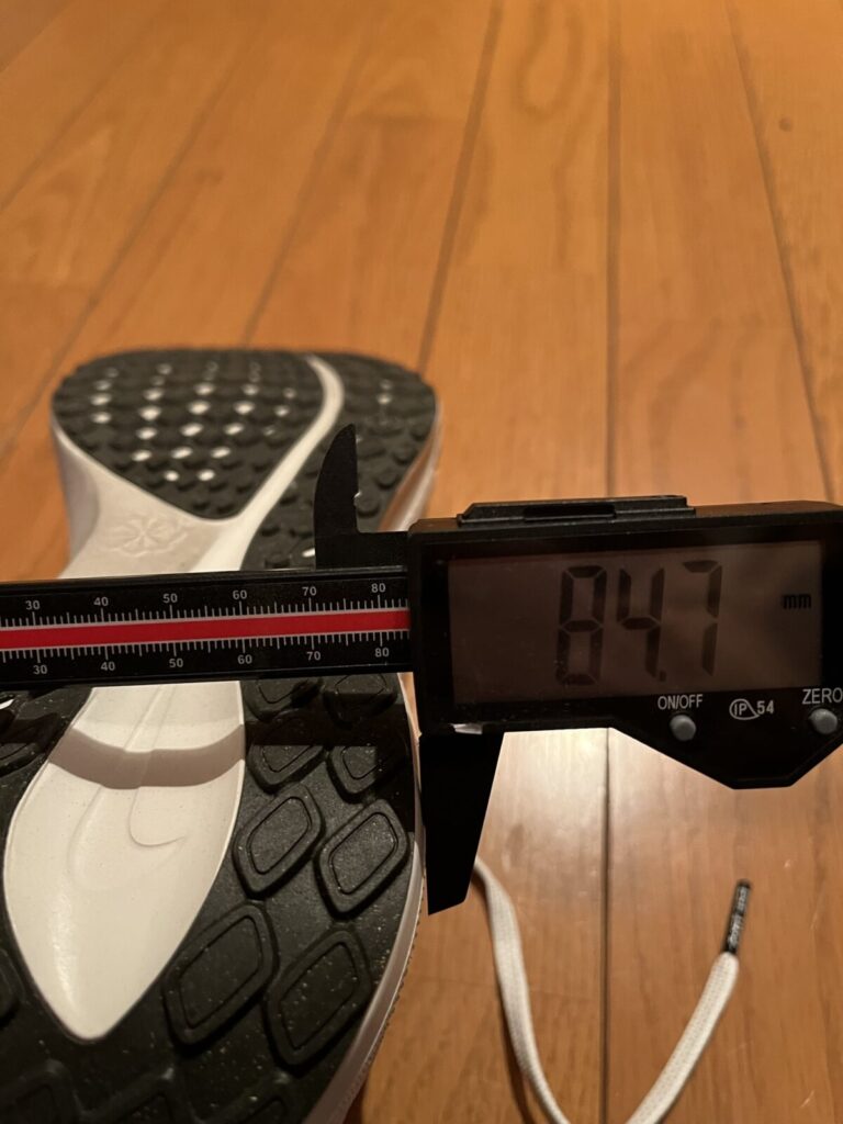 ナイキ　ペガサス41　かかと部幅