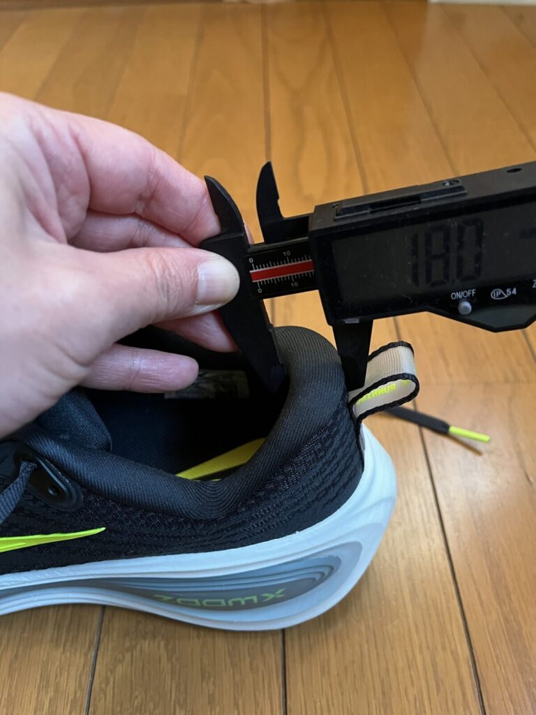 ボメロプラスレビュー　ヒール厚み