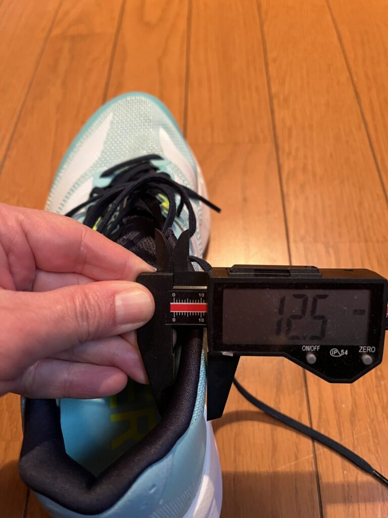 アディゼロ　ボストン13　徹底レビュー　サイド厚み