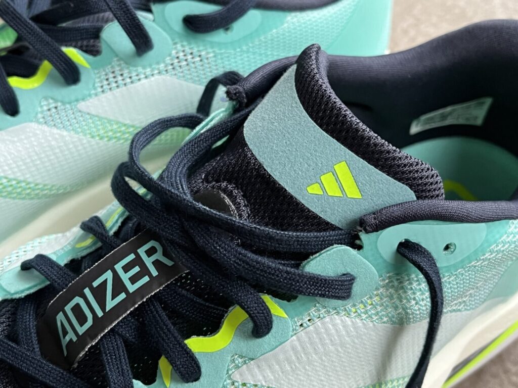 アディゼロ　ボストン13　徹底レビュー　シュータン