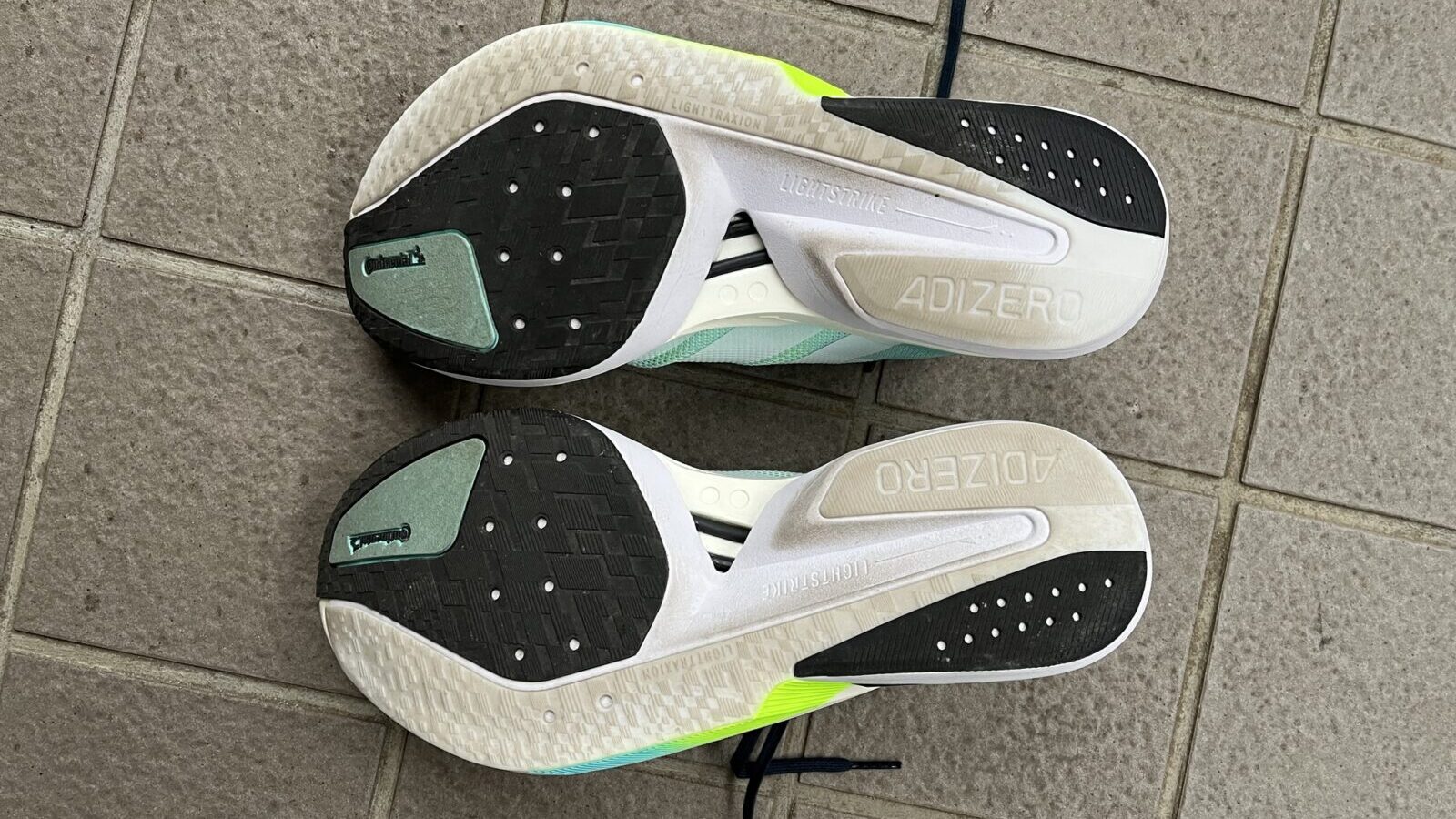 アディゼロ　ボストン13　徹底レビュー　アウトソール