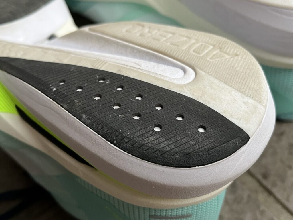 アディゼロ　ボストン13　徹底レビュー　アウトソール2