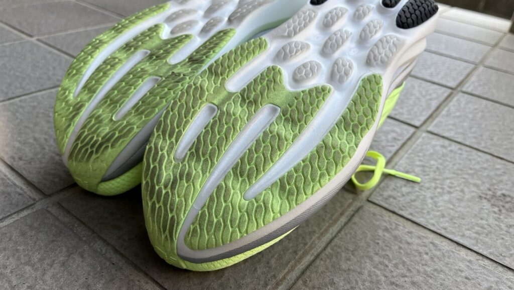 1080v15　徹底レビュー　グリップ力前足部