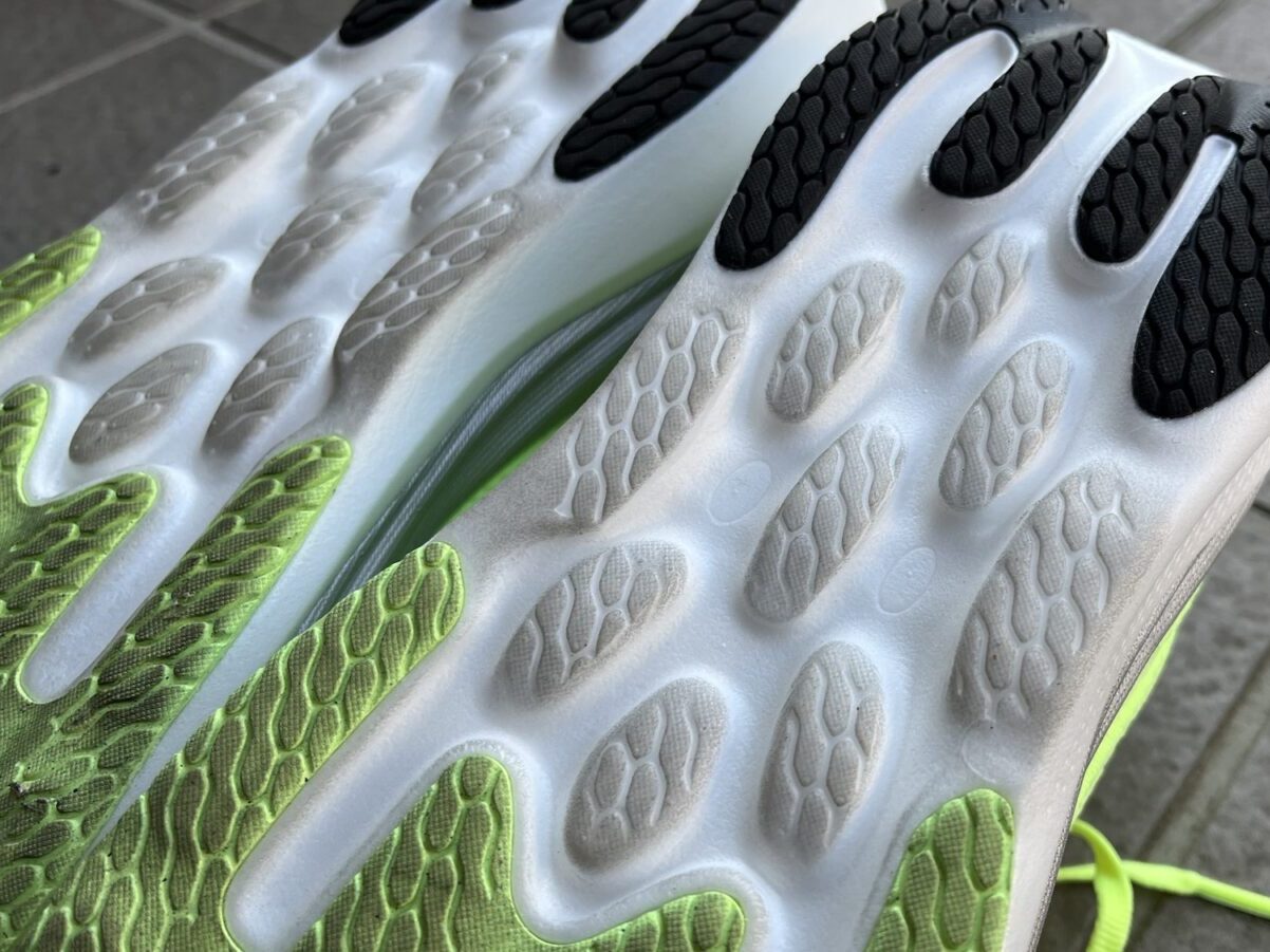 1080v15　徹底レビュー　グリップ力中足部